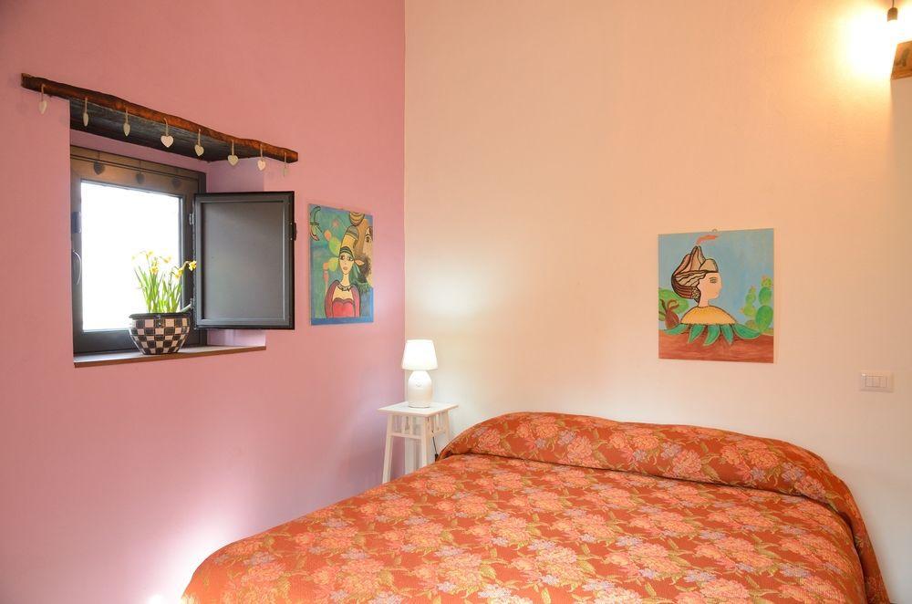 Il Tanaceto Hotel Castiglione De Sicilia Luaran gambar